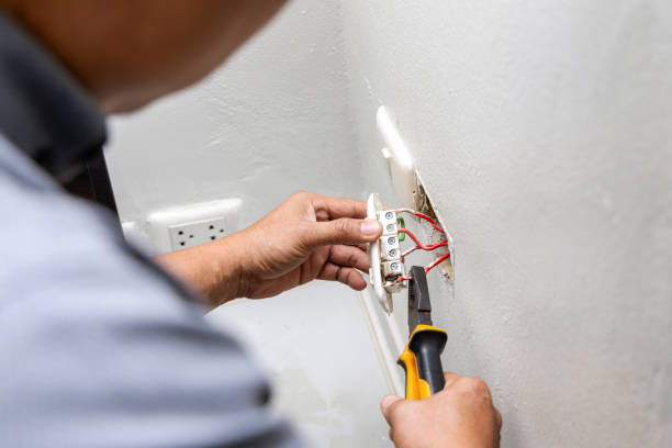 Best Licensed Electrician  in Hopwood, PA